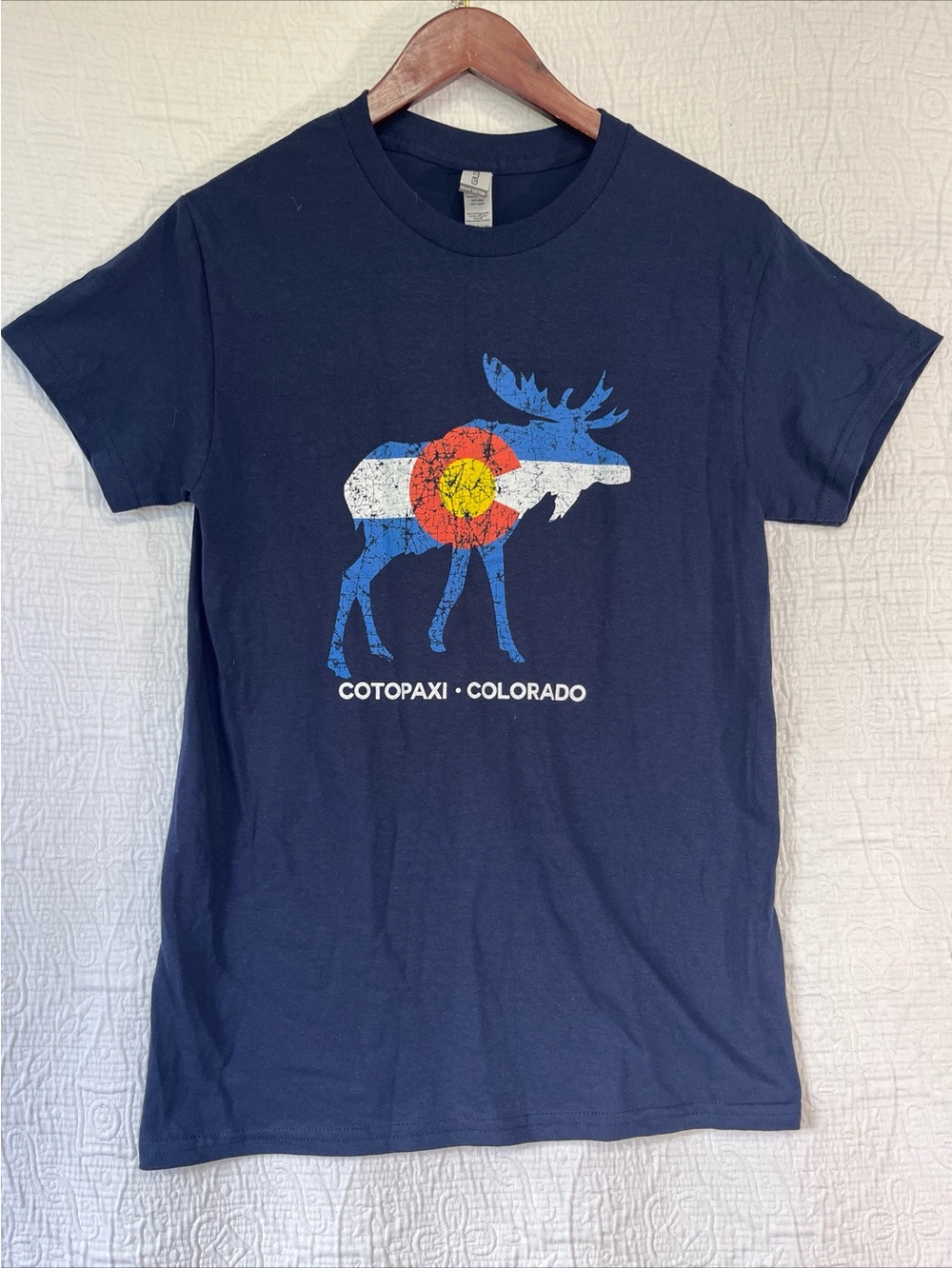 Cotopaxi Colorado Tee Shirt Mens Small Navy Blue Moose Flag Heavy Cotton Gildan